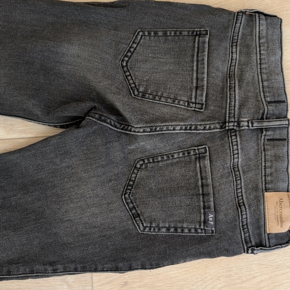 Abercrombie Kids High Rise Flare 13/14 Regular Black Denim - Picture 6 of 6